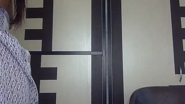 Snapshot of seema_raani chatting on 10-01-25, 04:40 seema raani online show from 10-01-25, 04:40