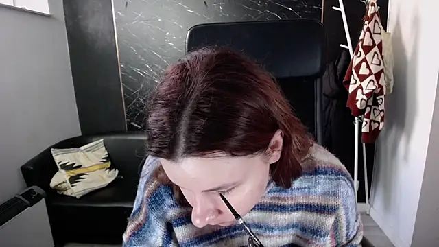 Snapshot of littleviki7 chatting on 10-25-25, 07:16 littleviki7 online show from 10-25-25, 07:16