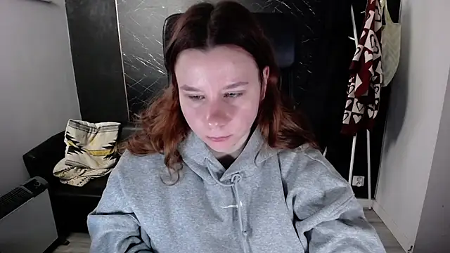 Snapshot of littleviki7 chatting on 11-25-25, 07:41 littleviki7 online show from 11-25-25, 07:41