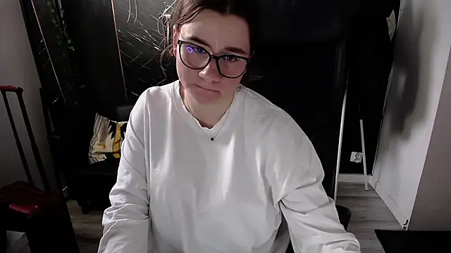 Snapshot of littleviki7 chatting on 03-15-26, 03:07 littleviki7 online show from 03-15-26, 03:07