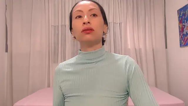 Snapshot of AliceRossi chatting on 03-05-25, 12:55 AliceRossi online show from 03-05-25, 12:55