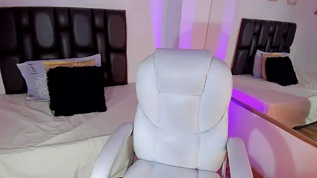 Snapshot of lana-rosse chatting on 03-13-25, 07:06 lana-rosse online show from 03-13-25, 07:06