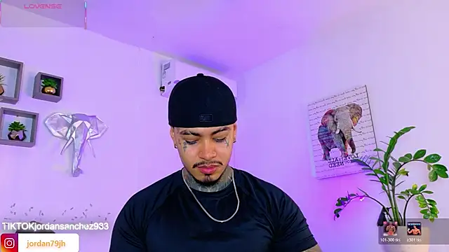 JordanSmiith  online show from 04-27-26, 08:29