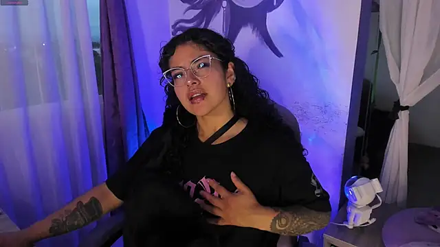 witchviolet online show from 11-28-25, 10:45