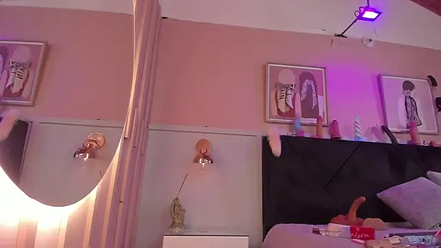 Snapshot of chloe_watson_ chatting on 11-20-25, 07:35 chloe watson online show from 11-20-25, 07:35