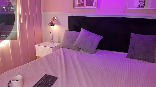 chloe watson  online show from 04-28-26, 07:41