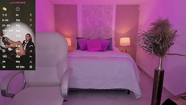 Antonella Grayy online show from 03-09-26, 11:03