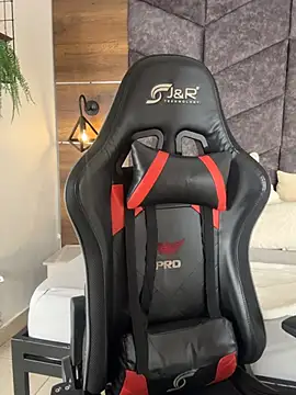 eva daemon online show from 04-27-26, 11:41