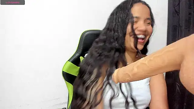 leila 22 online show from 12-02-24, 12:30