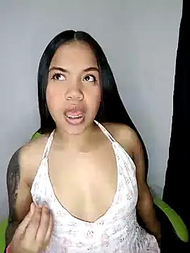 leila 22 online show from 12-31-24, 12:46