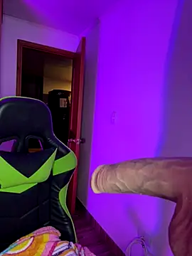 leila 22 online show from 11-03-25, 07:31