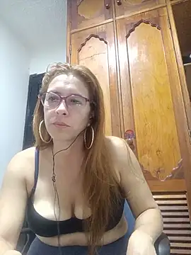 Snapshot of mademonsexy chatting on 05-21-26, 02:18 mademonsexy online show from 05-21-26, 02:18