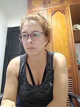 Snapshot of mademonsexy chatting on 05-30-26, 12:52 mademonsexy online show from 05-30-26, 12:52