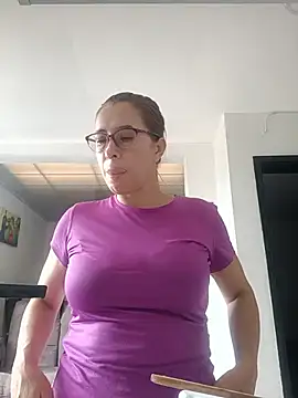 Snapshot of mademonsexy chatting on 05-30-26, 04:59 mademonsexy online show from 05-30-26, 04:59