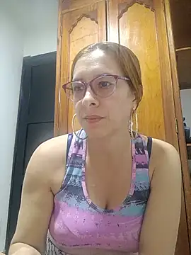 Snapshot of mademonsexy chatting on 06-06-26, 02:27 mademonsexy online show from 06-06-26, 02:27