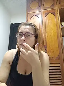 Snapshot of mademonsexy chatting on 06-22-26, 03:25 mademonsexy online show from 06-22-26, 03:25