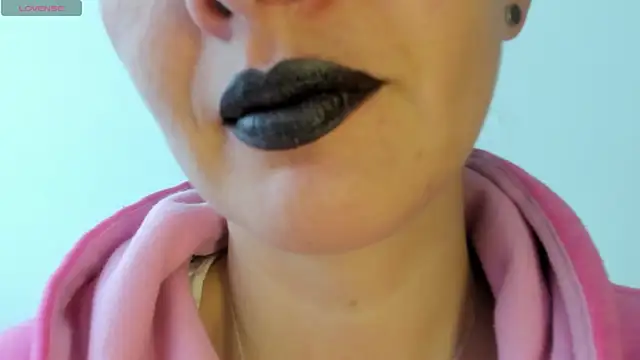 queen fetish online show from 04-23-26, 02:30