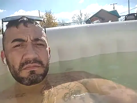 prettyboi6992 online show from 11-25-25, 06:41