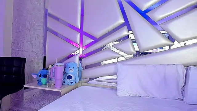 Miia002 online show from 09-25-25, 03:10