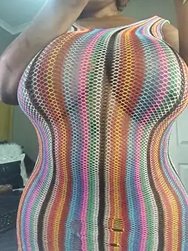 Bustygoddess32 online show from 03-17-25, 11:21