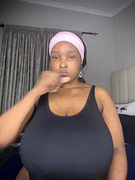 Bustygoddess32 online show from 11-05-25, 01:49