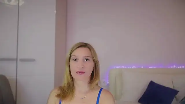 Snapshot of ms_natty chatting on 11-21-25, 07:23 ms natty online show from 11-21-25, 07:23