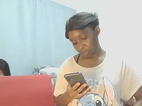 Sexxybella27 online show from 04-23-26, 07:49