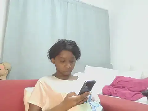 Sexxybella27 online show from 05-19-26, 07:42