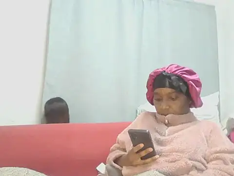 Sexxybella27 online show from 07-28-26, 08:52