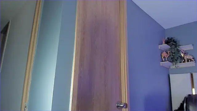 Bambi gurl online show from 11-12-25, 10:09