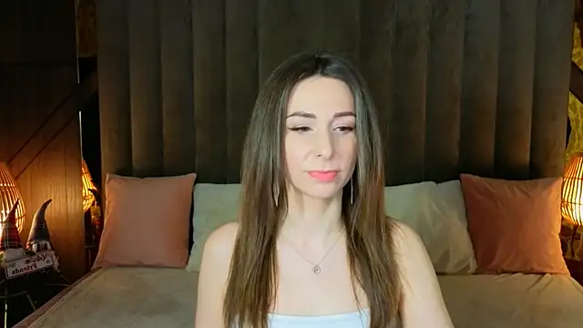 KimmmLi online show from 12-18-25, 02:01