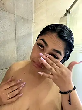 Charlotte cutee18 online show from 09-30-25, 06:13