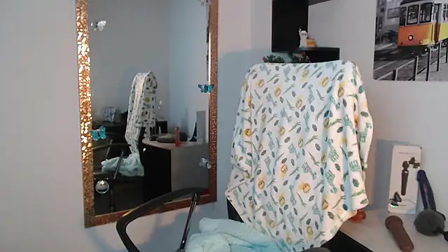 Snapshot of Prety_Nany chatting on 12-27-24, 01:00 Prety Nany online show from 12-27-24, 01:00