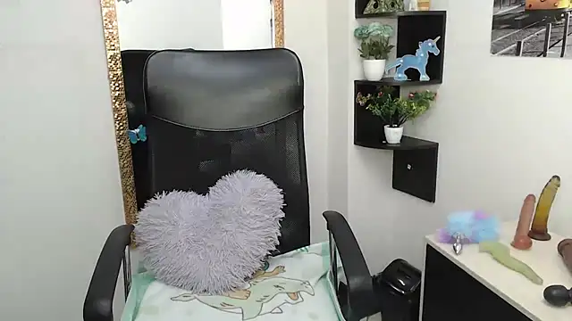 Snapshot of Prety_Nany chatting on 02-01-25, 01:20 Prety Nany online show from 02-01-25, 01:20