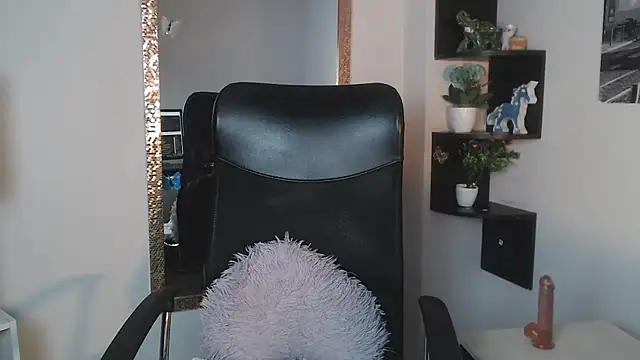 Snapshot of Prety_Nany chatting on 02-21-25, 07:10 Prety Nany online show from 02-21-25, 07:10