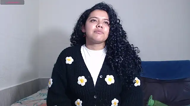 Snapshot of agata_22 chatting on 02-13-26, 03:35 agata 22 online show from 02-13-26, 03:35