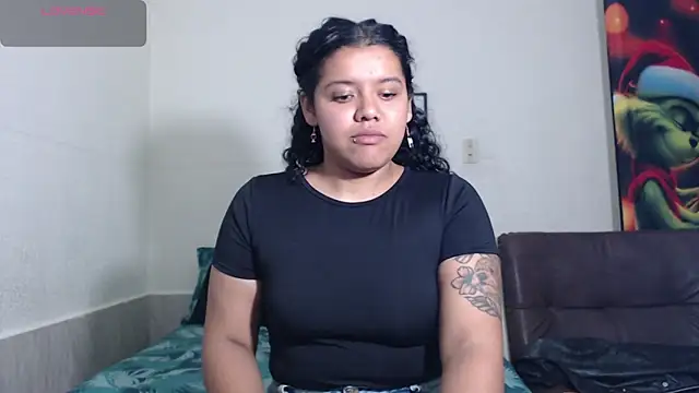 Snapshot of agata_22 chatting on 05-26-26, 01:12 agata 22 online show from 05-26-26, 01:12