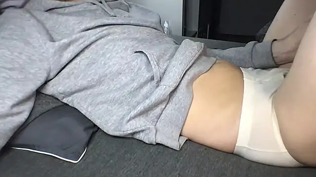 Thomas lovetolicku online show from 11-11-25, 03:23