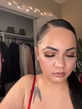 Snapshot of DestineeJayde chatting on 01-17-25, 06:36 DestineeJayde online show from 01-17-25, 06:36