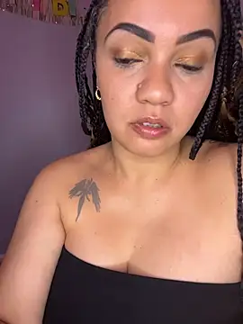 Snapshot of DestineeJayde chatting on 11-28-25, 07:44 DestineeJayde online show from 11-28-25, 07:44