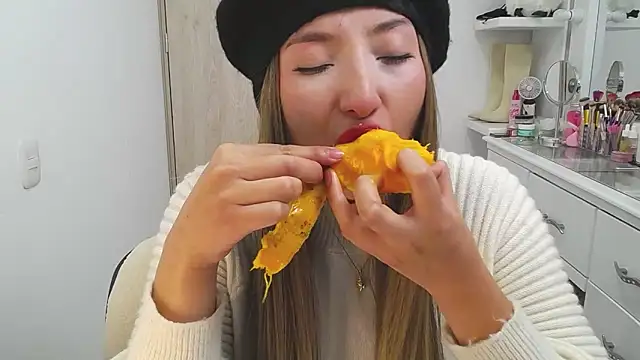 Barbie girl 69 online show from 02-04-26, 11:53