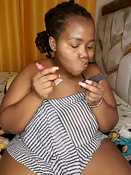 Snapshot of NASTY30 chatting on 02-01-25, 03:19 NASTY30 online show from 02-01-25, 03:19