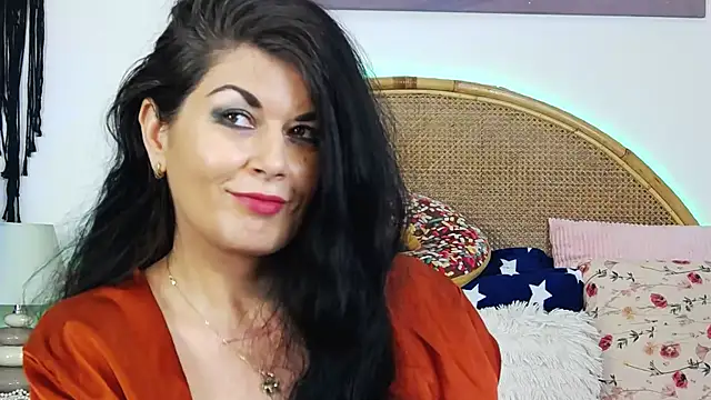 EllenGrace online show from 12-29-24, 04:27