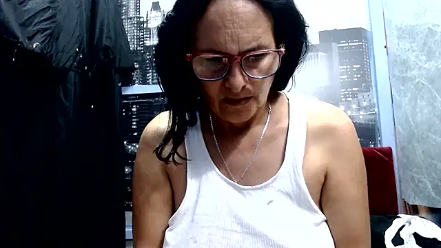 Nastylatinaxxx online show from 07-06-26, 10:45