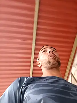 sebasxx97 online show from 03-11-25, 12:39