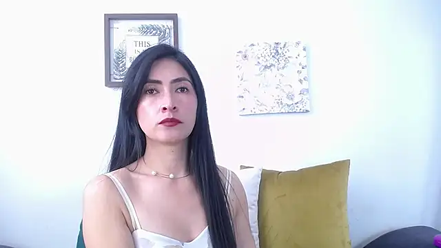 Snapshot of JainaRogers chatting on 05-28-26, 06:16 JainaRogers online show from 05-28-26, 06:16