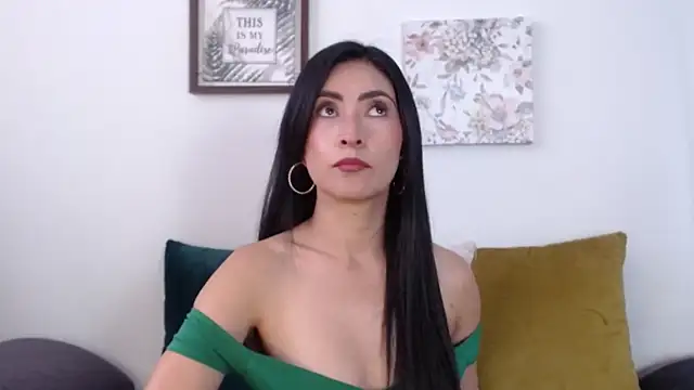 JainaRogers online show from 06-23-26, 04:38