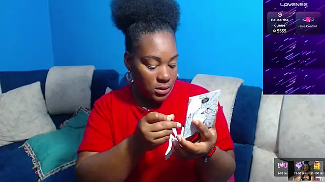 Snapshot of the_pearl199 chatting on 02-10-25, 03:13 the pearl199 online show from 02-10-25, 03:13