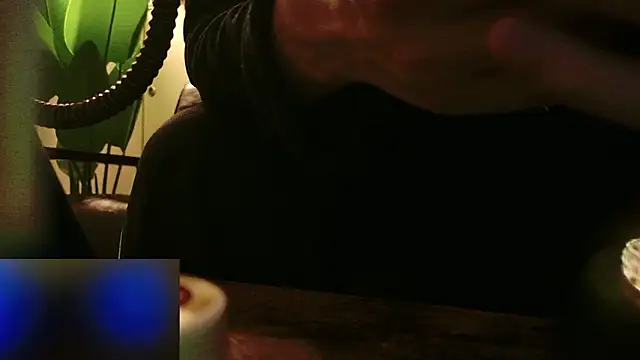 POCARI SWEAT online show from 11-08-25, 12:38