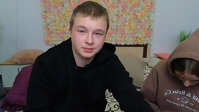  Olli  Stiw  online show from 09-28-25, 06:52